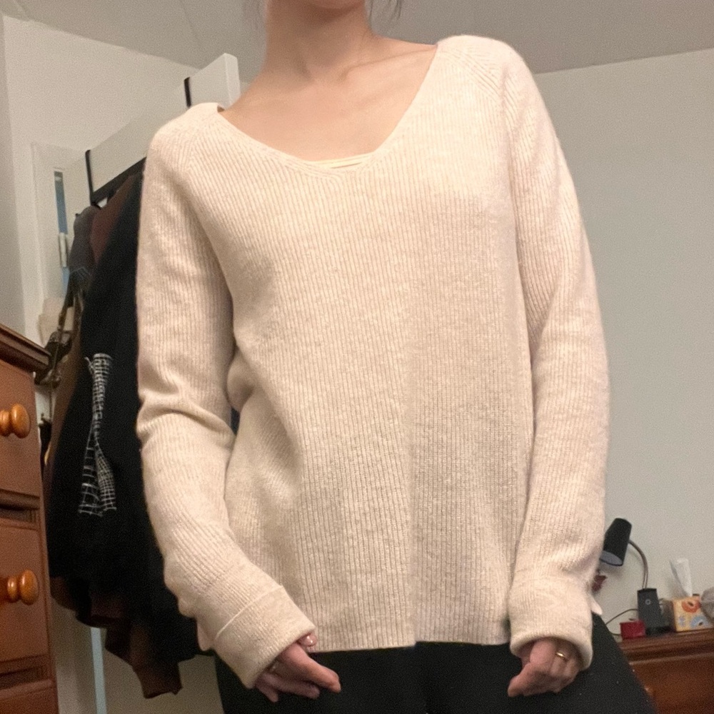Sundance 100% cashmere Rowan v neck sweater size s